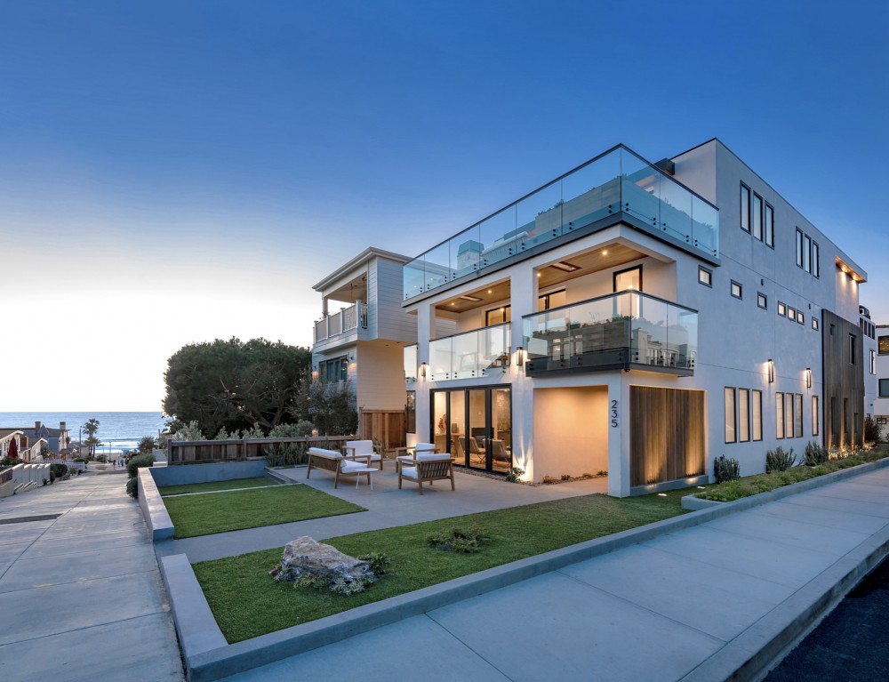 Sleek Sophisticated Manhattan Beach Estate - Haute Residence: Featuring ...