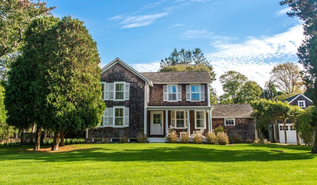 Renée Zellweger's East Hampton Home