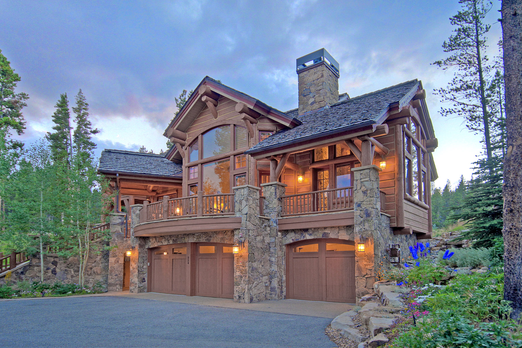 3 Bewitching Colorado Mountain Cabins For Sale