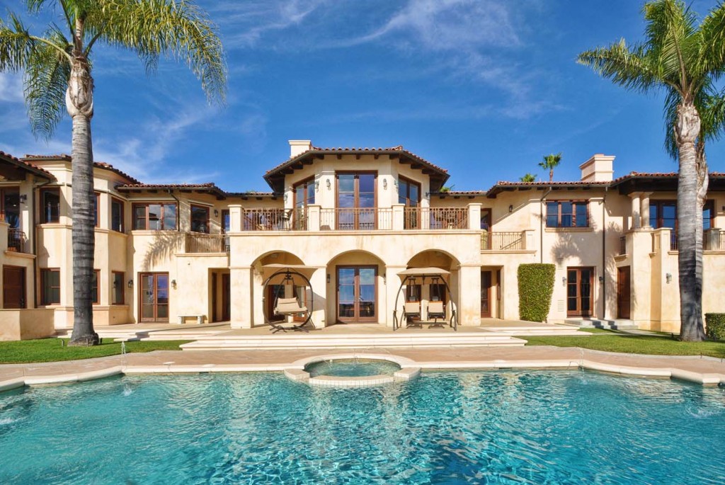 Extravagant Mediterranean-Inspired Estate