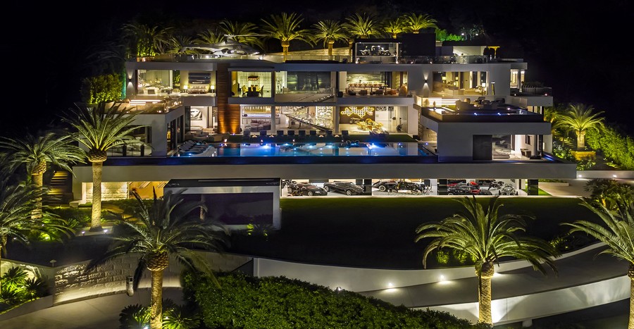 Beyonce House: Photos of Her & Jay Z's Bel Air Lair + 4 Others!