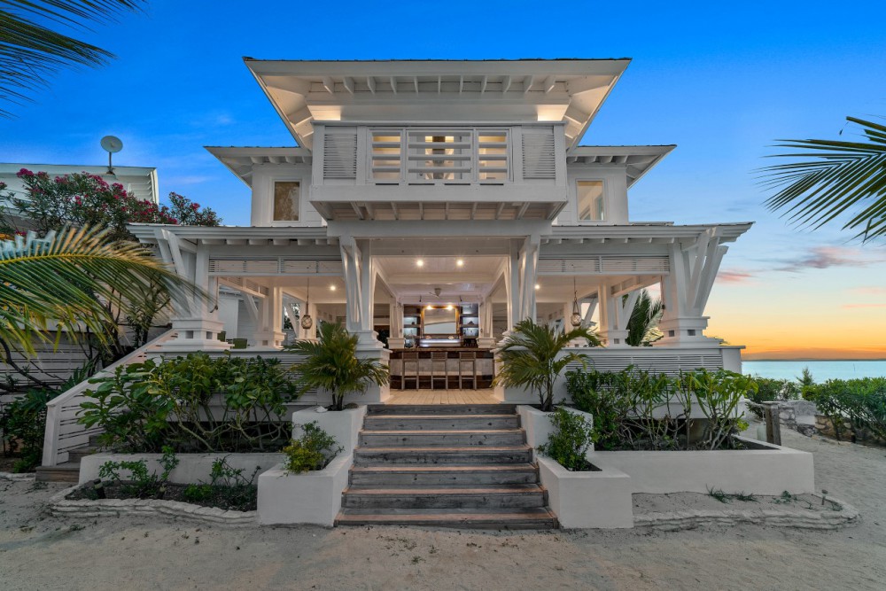 An Expert's Inside Guide On The Bahamas Luxury Real Estate Market ...