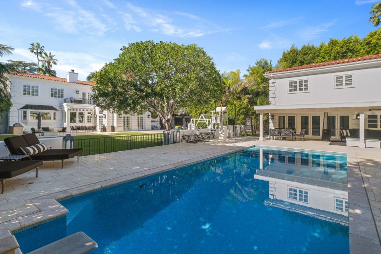 Ernie Carswell: A Mediterranean Estate In Beverly Hills