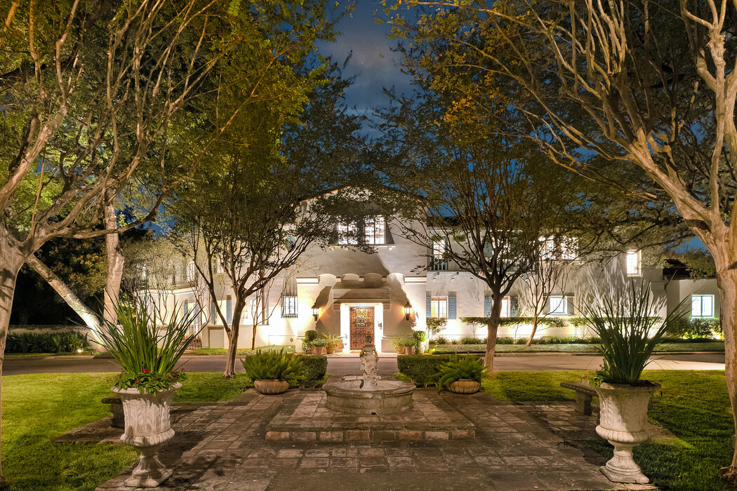 Phyllis Browning Company Presents A Historic Estate In San Antonio ...