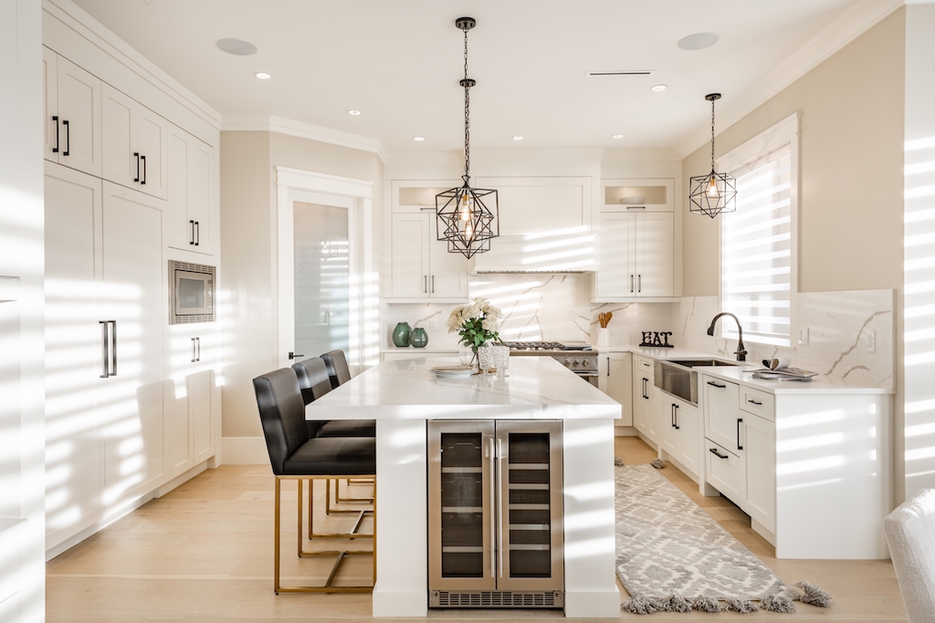 Crafting Culinary Spaces: A Definitive Guide to Selecting Kitchen Counters and Cabinets