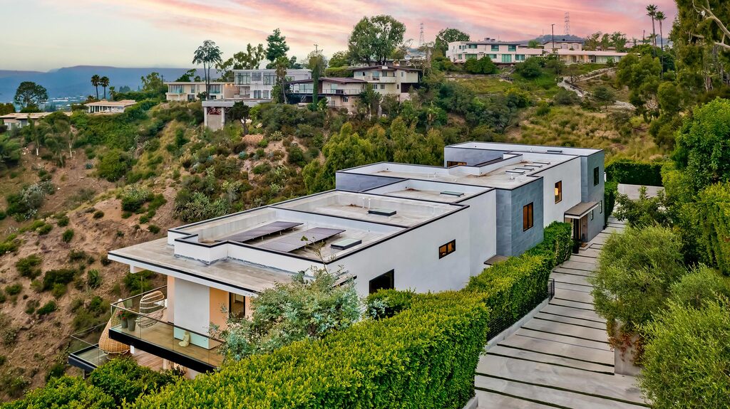 Michael Eisenberg Presents A Fantastic Home In Los Angeles