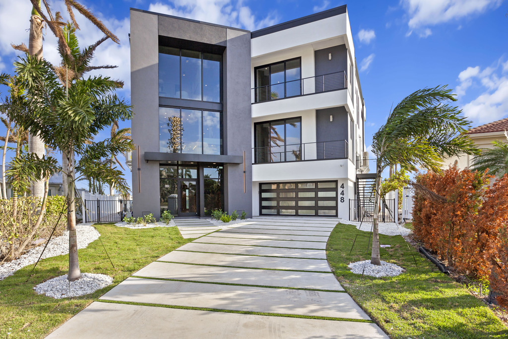 Jennifer Zales Presents A Belleair Beach Modern Masterpiece