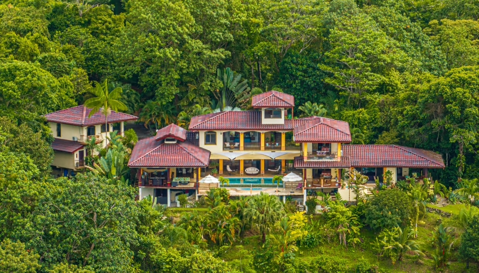 Blue Zone Realty International Presents SKYFALL – A Breathtaking Coastline View Estate In Costa Rica